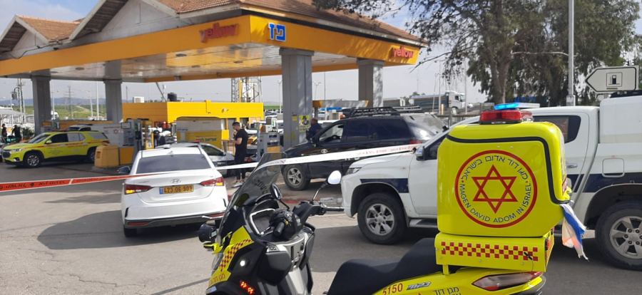 عملية طعن في فرع أروما في بيت كاما بالنقب